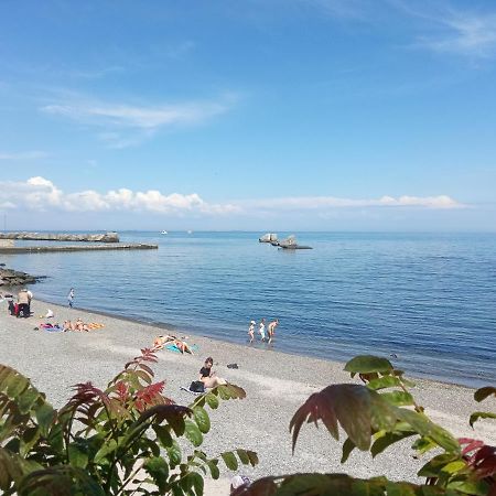 Ваша Квартира В Одессе - У Самого Моря! Odessa Exterior foto
