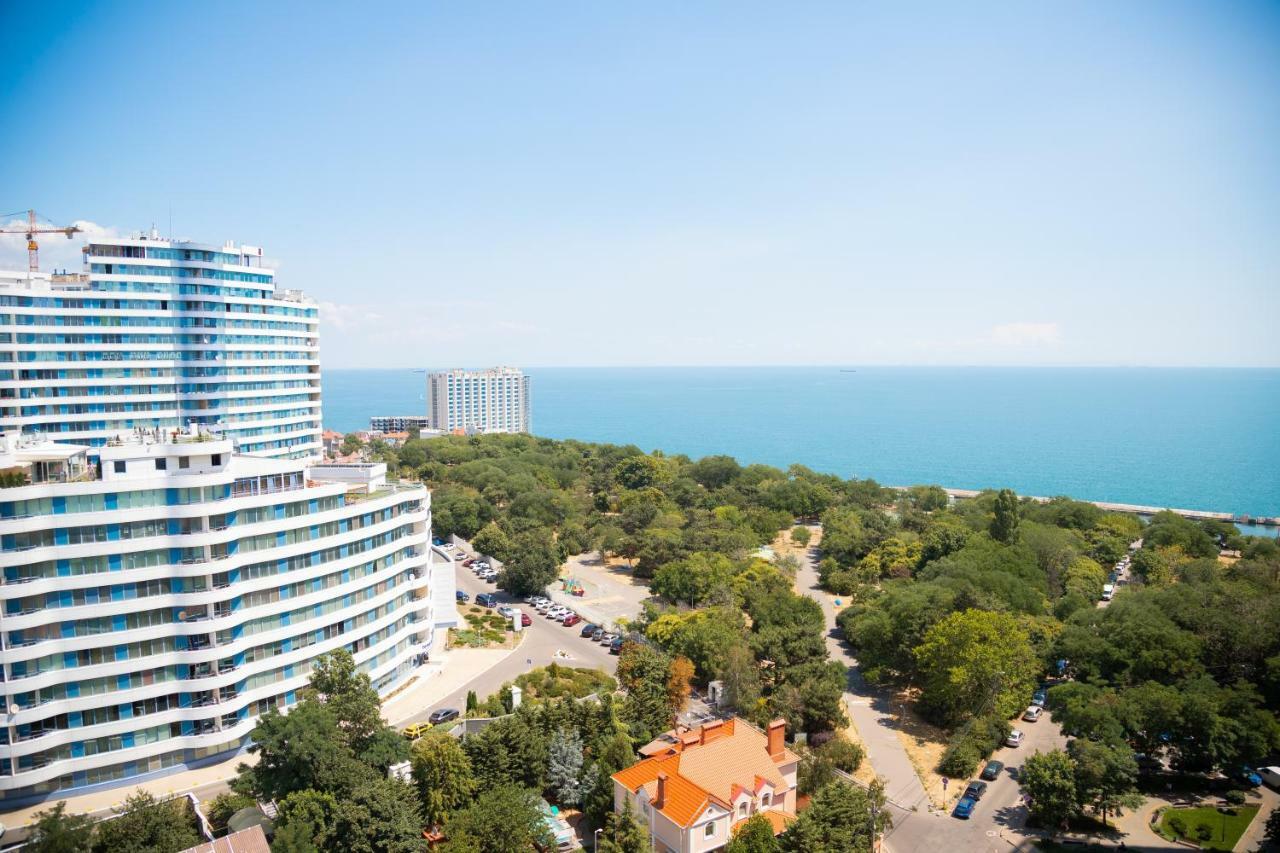 Ваша Квартира В Одессе - У Самого Моря! Odessa Exterior foto